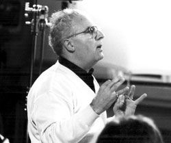 Raphael Sommer conducting
