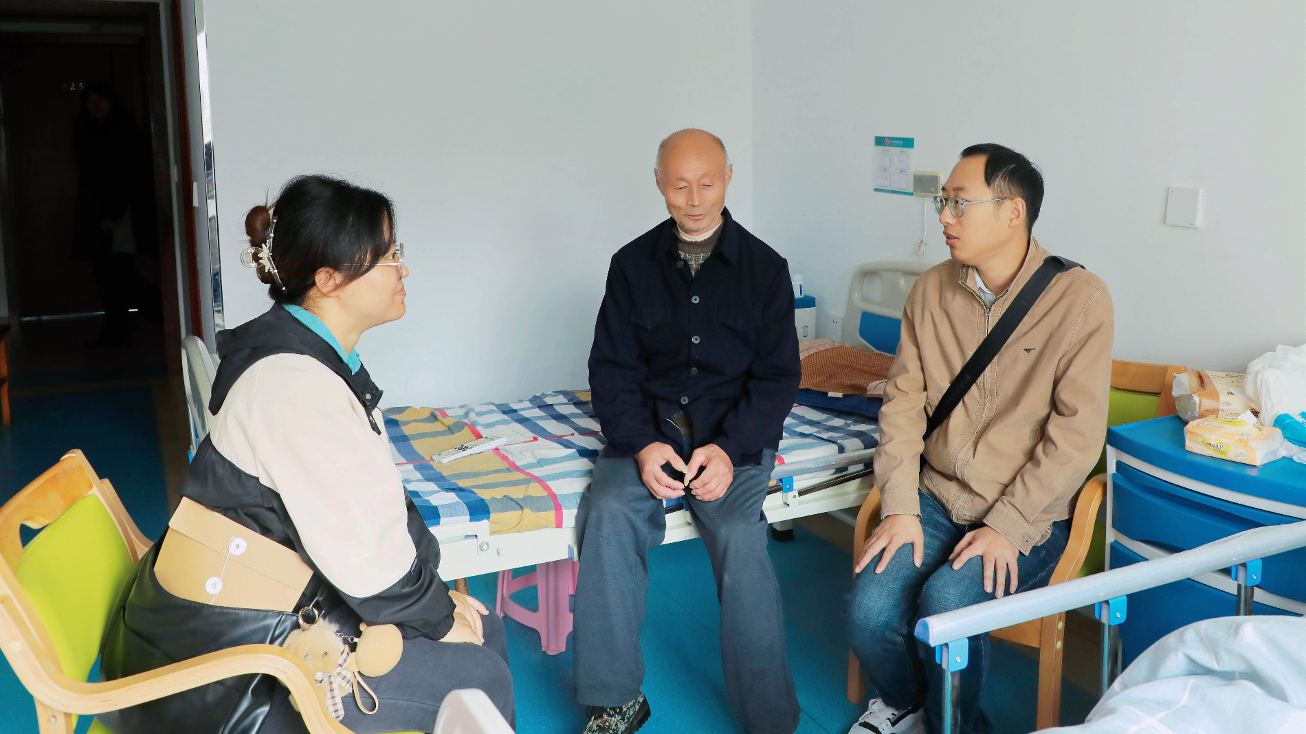 活动4.jpg 活动4.jpg