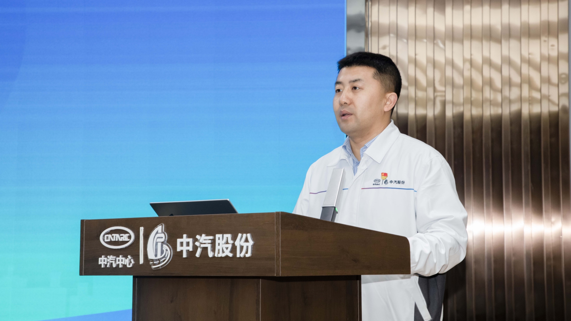 081A0158 拷贝.jpg 081A0158 拷贝.jpg