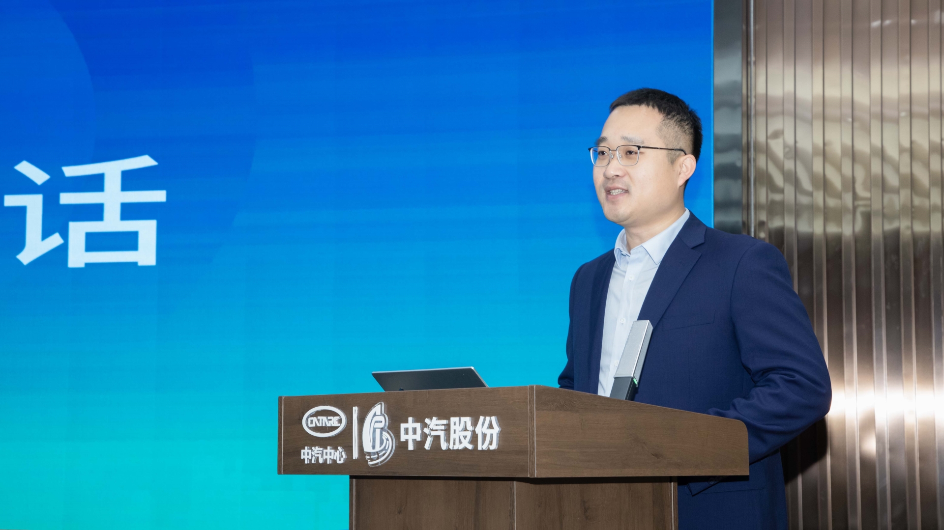 081A0216 拷贝.jpg 081A0216 拷贝.jpg